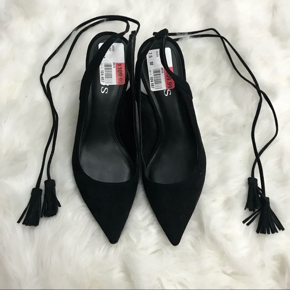 NWT Guess Brita Tasseled Ankle Tie Pumps in Black - Picture 3 of 6